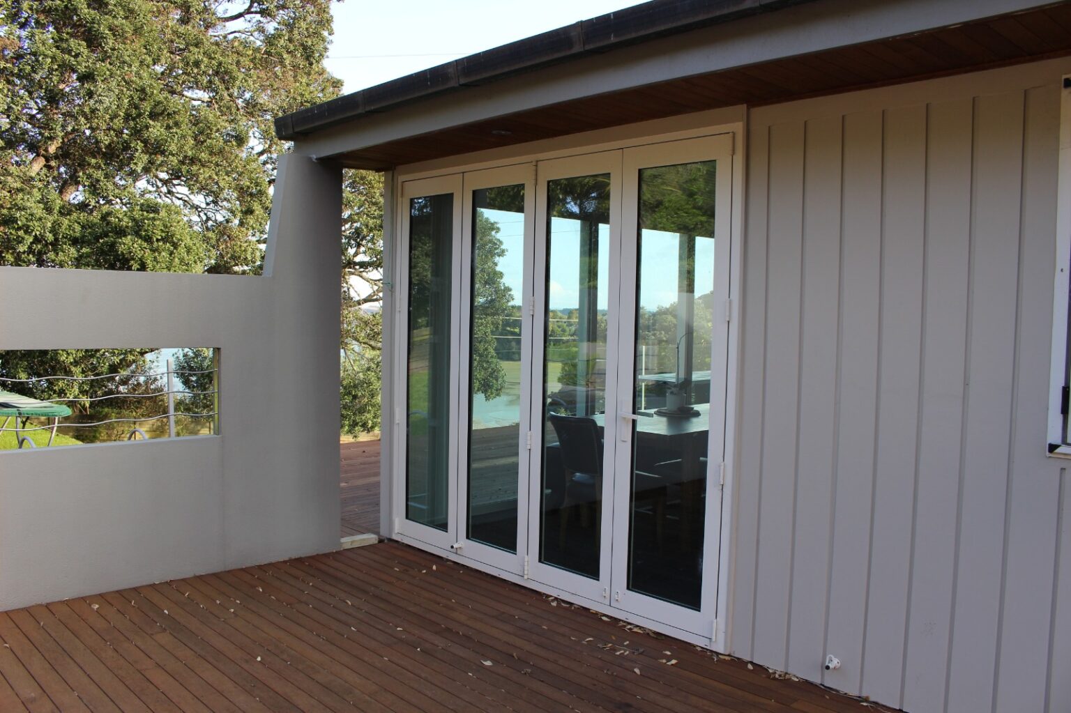 Replacement Windows WM Windows & Glass